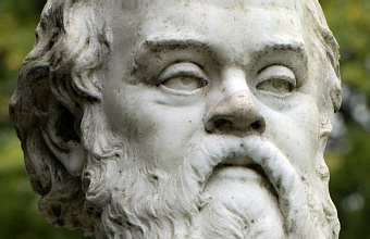 Щит Сократа: К феноменологии эпического